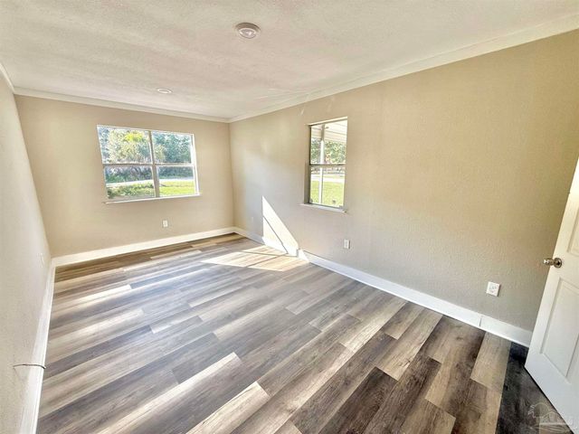 6110 Nashville Ave, Pensacola, FL 32526