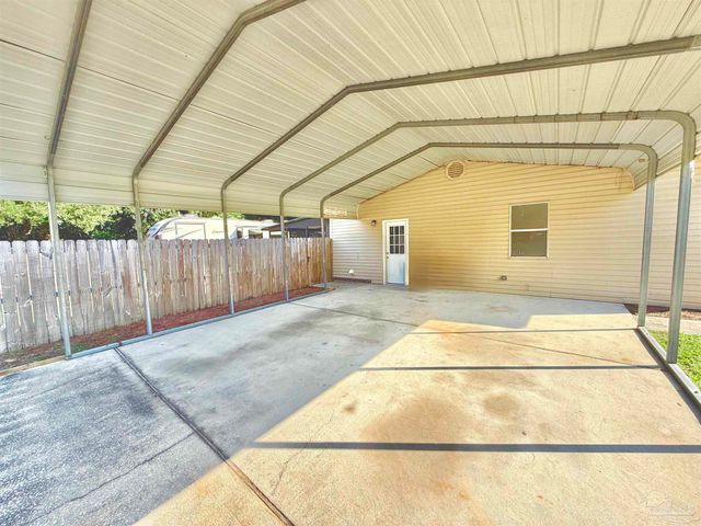 6110 Nashville Ave, Pensacola, FL 32526