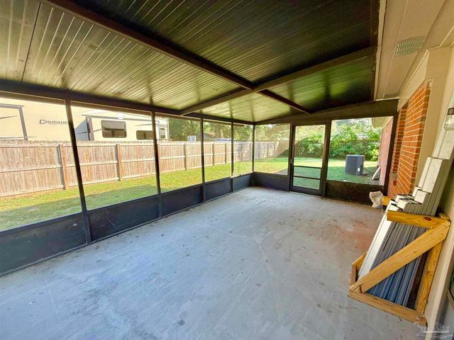 6110 Nashville Ave, Pensacola, FL 32526