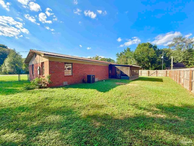 6110 Nashville Ave, Pensacola, FL 32526