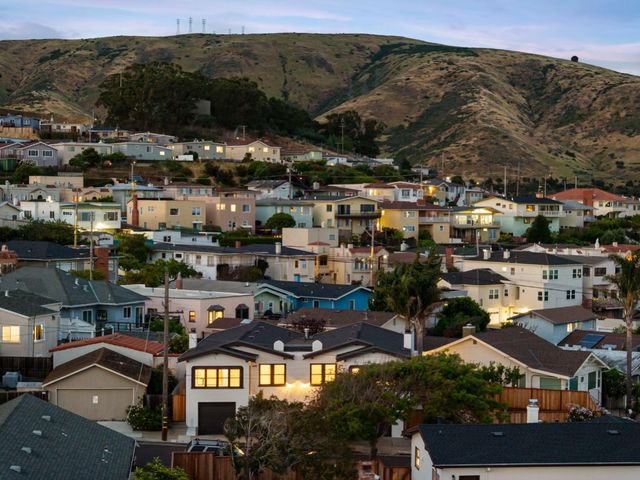 444 Lux Avenue, South San Francisco, CA 94080