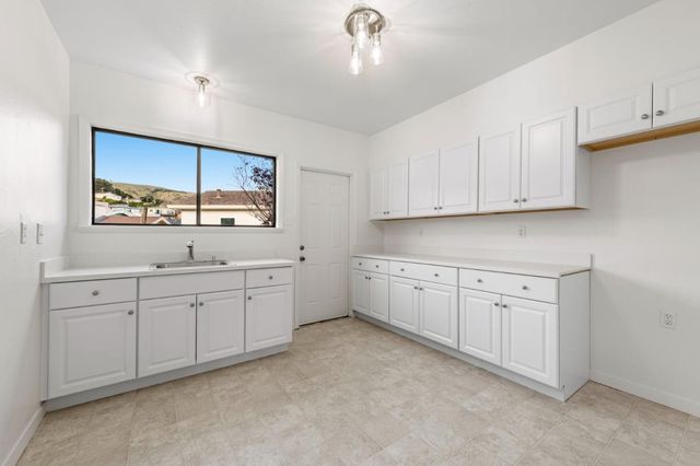 444 Lux Avenue, South San Francisco, CA 94080