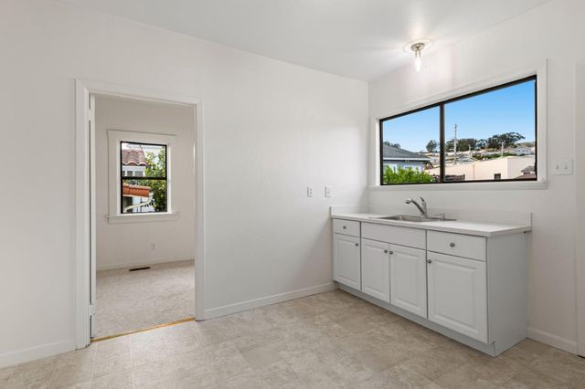 444 Lux Avenue, South San Francisco, CA 94080