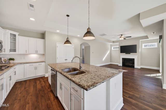 31 Blue Spruce Circle, Clayton, NC 27527