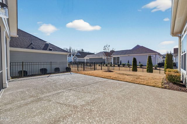 31 Blue Spruce Circle, Clayton, NC 27527