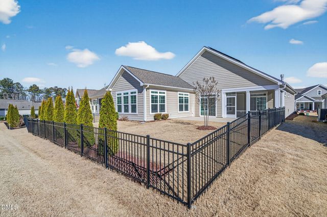 31 Blue Spruce Circle, Clayton, NC 27527