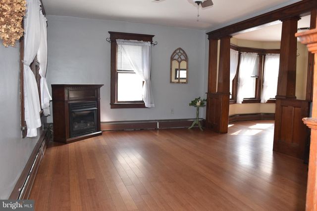 12 S HAVILAND AVE, Audubon, NJ 08106