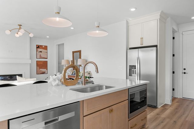 1301 Alderwood Pass, Nashville, TN 37207