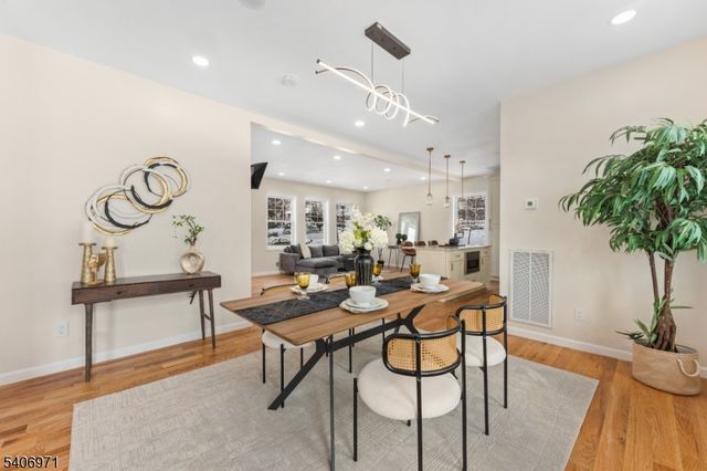 10 Old Rifle Camp Rd, Woodland Park, NJ 07424