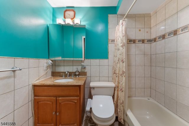 178 South St, Jersey City, NJ 07307
