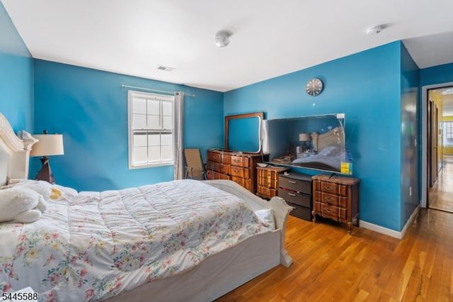 178 South St, Jersey City, NJ 07307