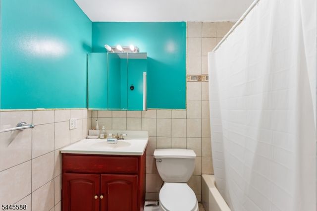 178 South St, Jersey City, NJ 07307