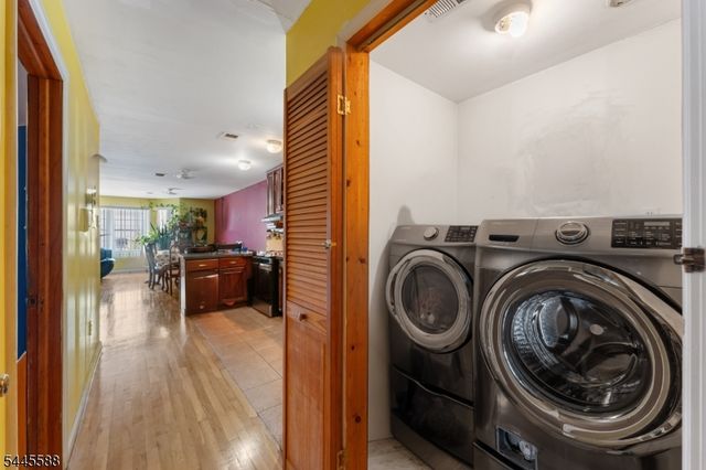 178 South St, Jersey City, NJ 07307