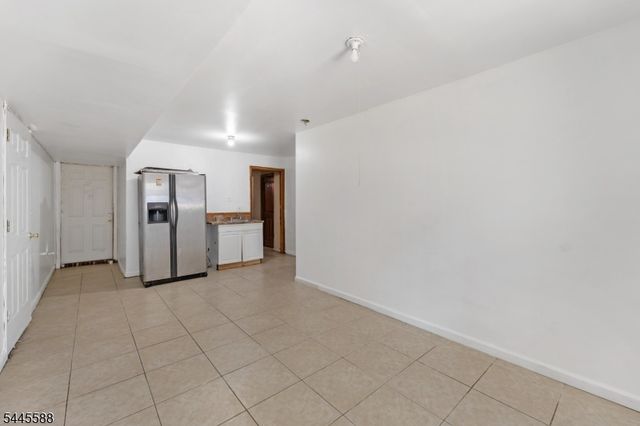 178 South St, Jersey City, NJ 07307