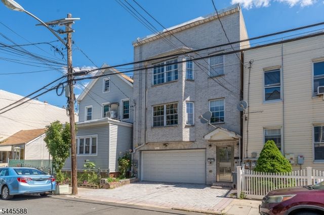 178 South St, Jersey City, NJ 07307