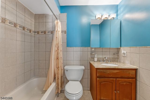 178 South St, Jersey City, NJ 07307
