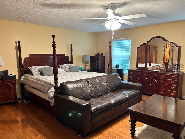 10315 WOODEN BRIDGE LN, Clinton, MD 20735