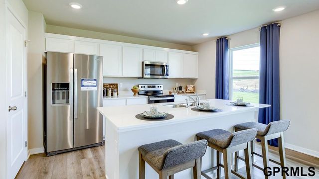8210 N 175 Street, Bennington, NE 68007