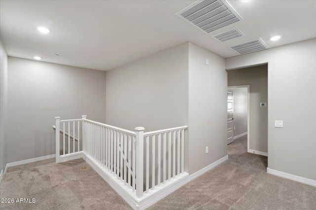 1823 E CHELSEA Lane 106, Gilbert, AZ 85295