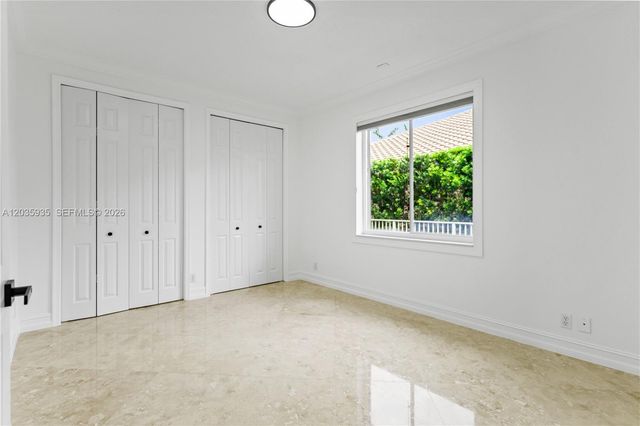 11021 Redhawk St, Plantation, FL 33324