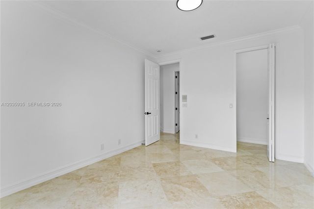 11021 Redhawk St, Plantation, FL 33324