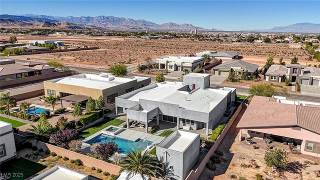 8081 West Ford Avenue, Las Vegas, NV 89113