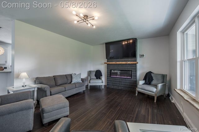 1263 N Baldwin Road, Brandon Charter Township, MI 48371