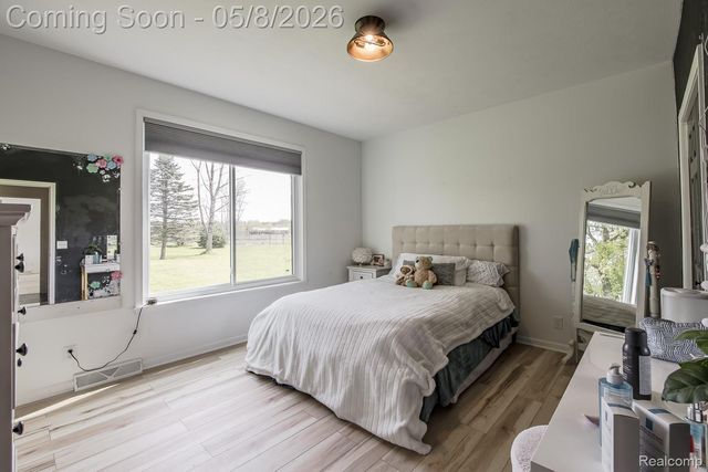 1263 N Baldwin Road, Brandon Charter Township, MI 48371