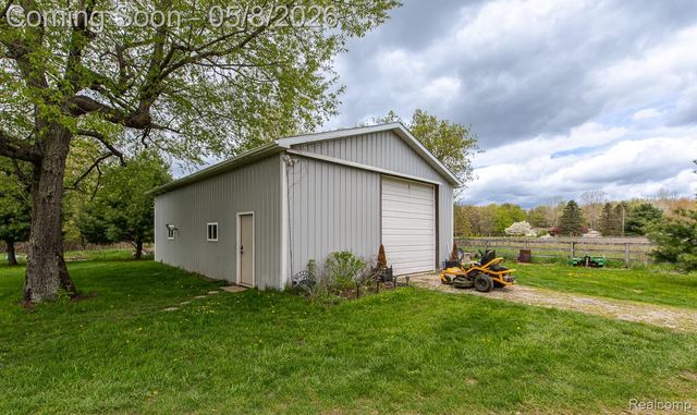 1263 N Baldwin Road, Brandon Charter Township, MI 48371
