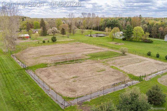 1263 N Baldwin Road, Brandon Charter Township, MI 48371