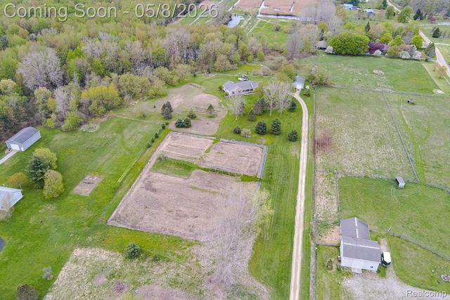 1263 N Baldwin Road, Brandon Charter Township, MI 48371