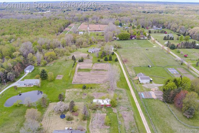 1263 N Baldwin Road, Brandon Charter Township, MI 48371