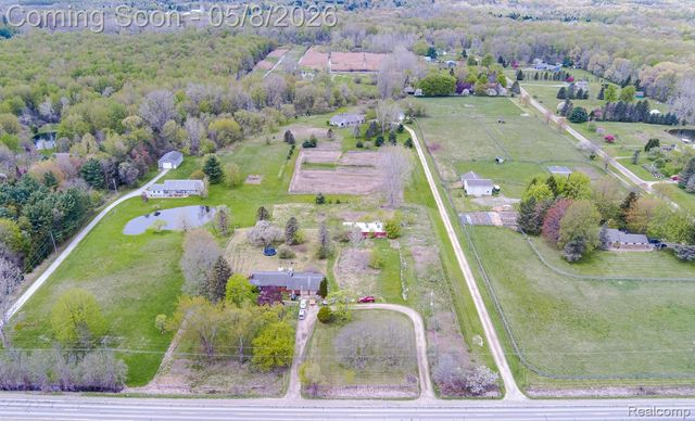 1263 N Baldwin Road, Brandon Charter Township, MI 48371