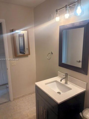 19435 NW 53rd Ct 19435, Miami Gardens, FL 33055