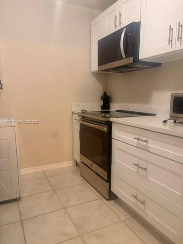 19435 NW 53rd Ct 19435, Miami Gardens, FL 33055