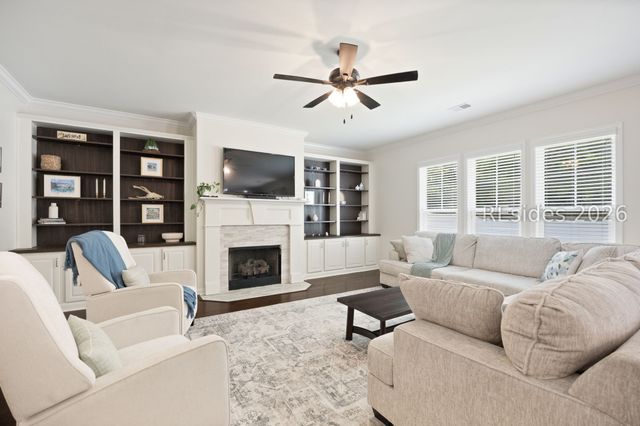 82 Sago Palm Dr, Bluffton, SC 29910