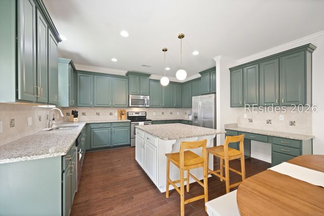 82 Sago Palm Dr, Bluffton, SC 29910