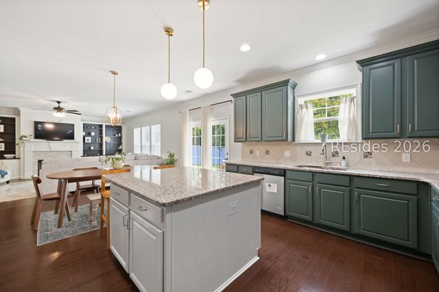 82 Sago Palm Dr, Bluffton, SC 29910