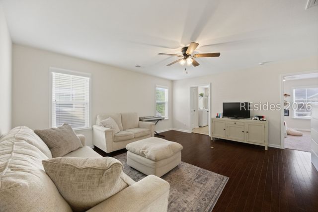 82 Sago Palm Dr, Bluffton, SC 29910