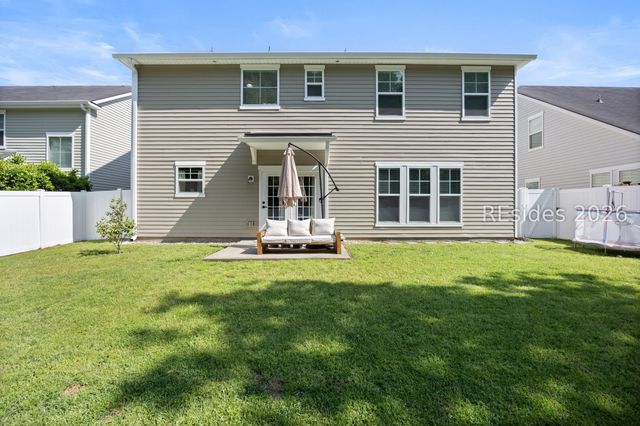 82 Sago Palm Dr, Bluffton, SC 29910