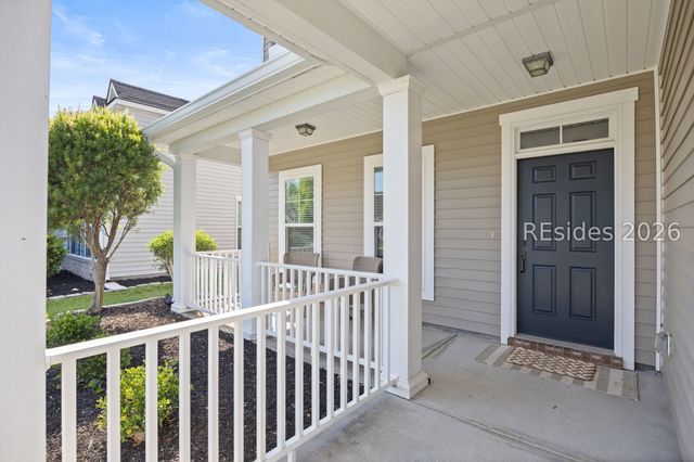 82 Sago Palm Dr, Bluffton, SC 29910