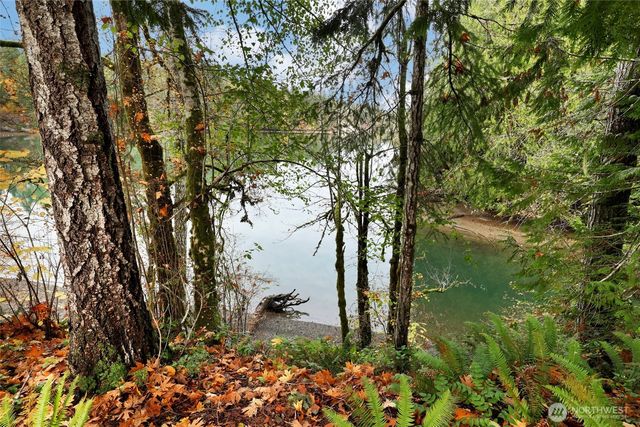 3093 SE Kamilche Point Road, Shelton, WA 98584