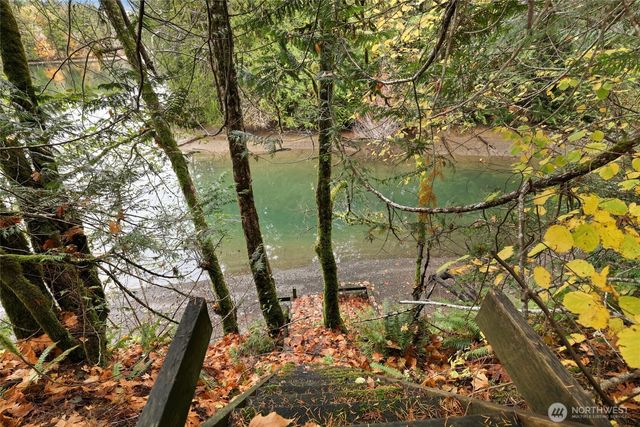 3093 SE Kamilche Point Road, Shelton, WA 98584