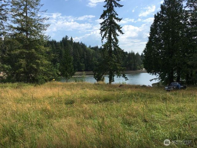 3093 SE Kamilche Point Road, Shelton, WA 98584