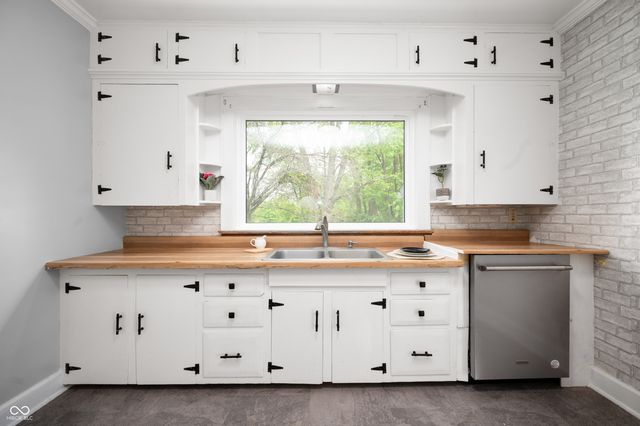 6851 W County Road 550 S, Daleville, IN 47334