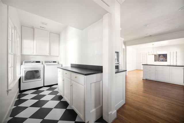 5623 Mccommas Boulevard, Dallas, TX 75206