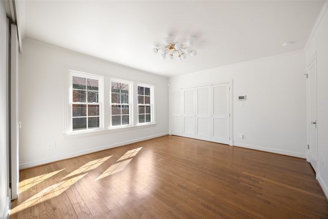 5623 Mccommas Boulevard, Dallas, TX 75206