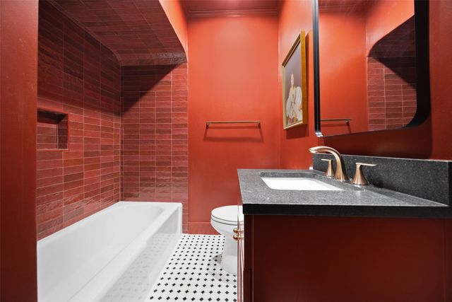 5623 Mccommas Boulevard, Dallas, TX 75206