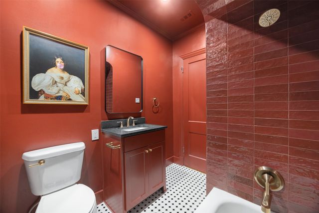 5623 Mccommas Boulevard, Dallas, TX 75206