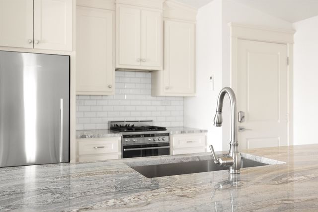 5623 Mccommas Boulevard, Dallas, TX 75206